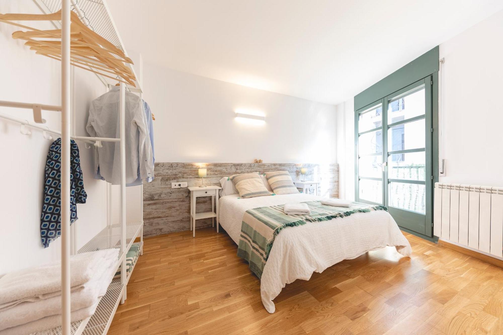 Bravissimo Sant Pau Apartment Girona Bagian luar foto