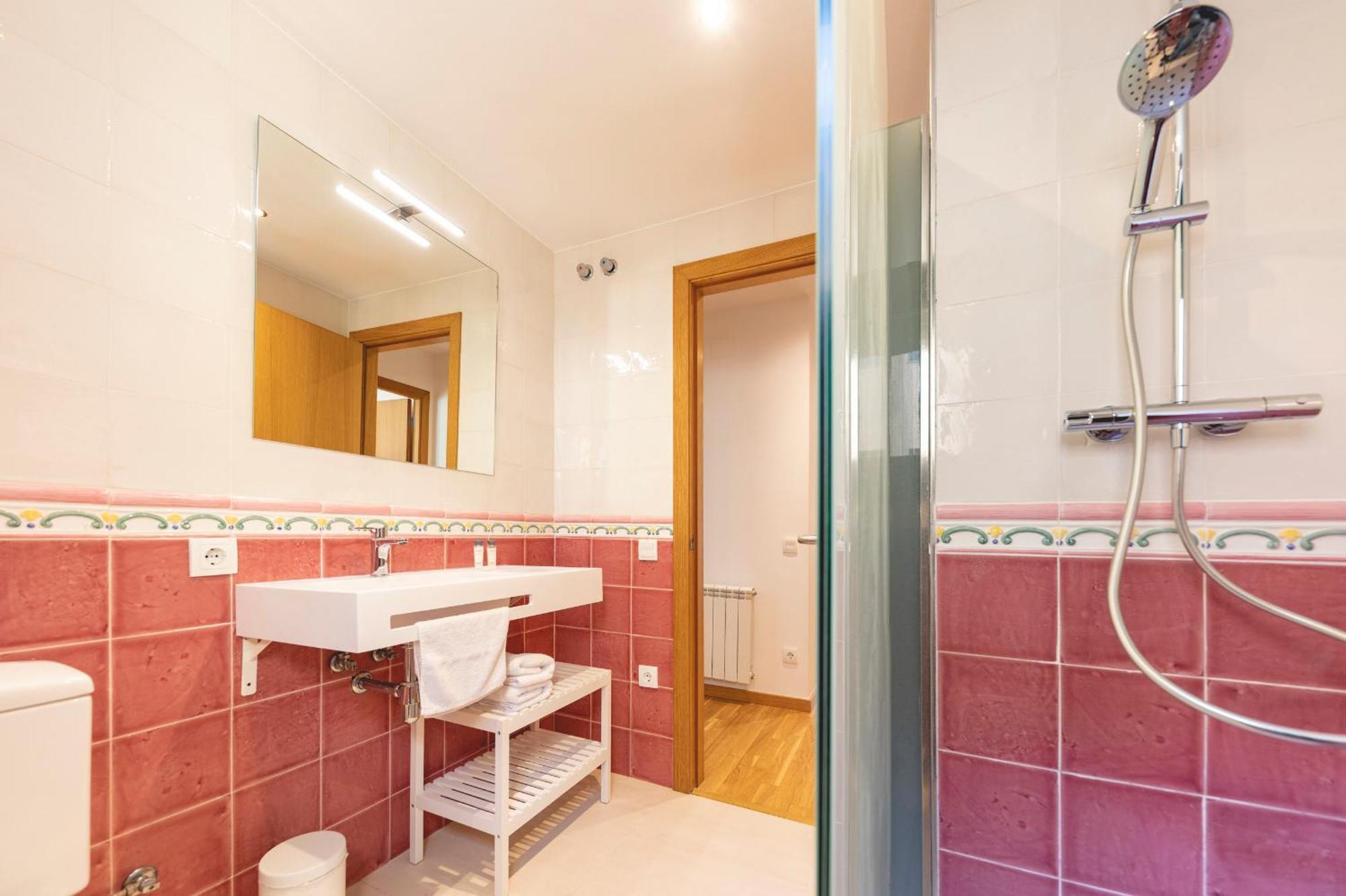 Bravissimo Sant Pau Apartment Girona Bagian luar foto